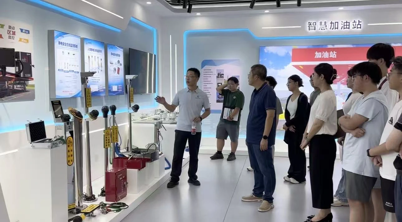 携手育才,共筑未来:山东科技大学与青岛澳波泰克成功举办访企拓岗暨暑期实践